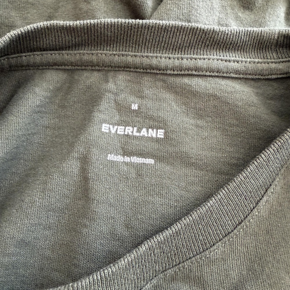 Everlane Pocket T Shirt Top Mens M Green Organic Cotton Crewneck Classic Soft - Picture 6 of 8
